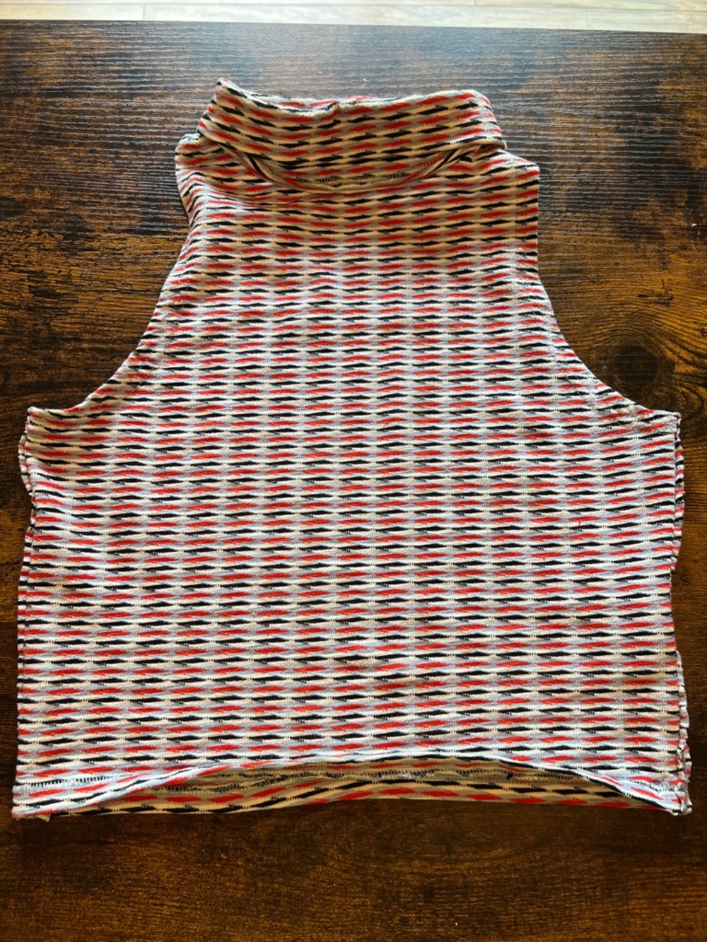 Sleeveless Turtleneck Crop Top - Red, Black & White